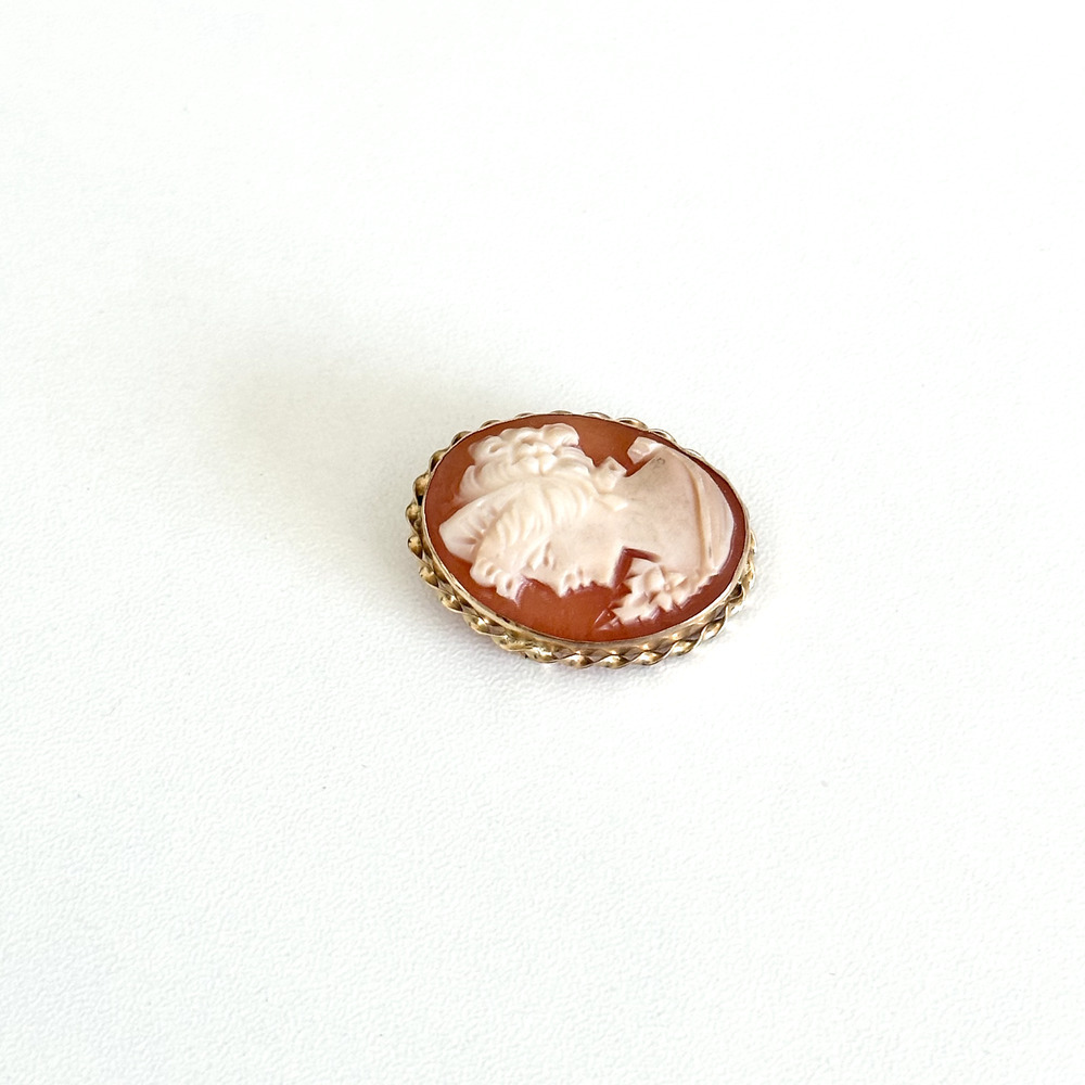 Vintage 14K Solid Yellow Gold Carved Shell Left Facing Cameo Brooch Pin Pendant - Picture 13 of 13